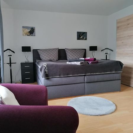 Seewald Gruener Baum - Ruhig & 3X Getrennte Zimmer-2X Boxspringbett Friedrichshafen Exterior photo